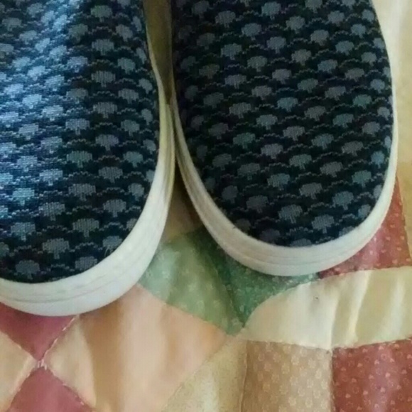 2 new pairs of Skechers size 9 - Picture 6 of 8